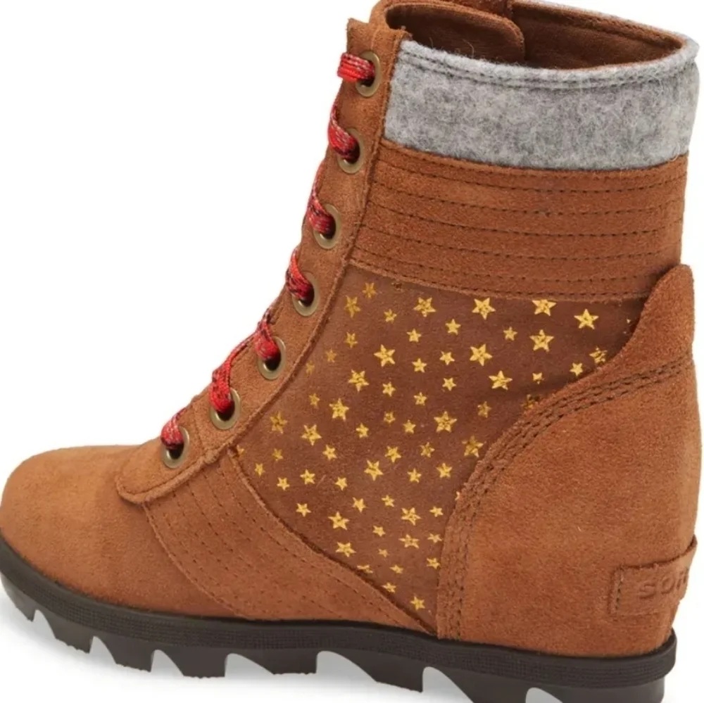 Sorel youth lexie